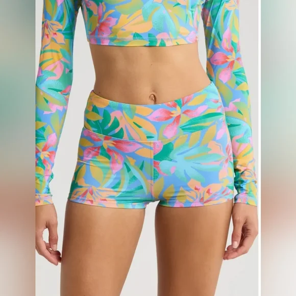 Billabong Tropic Daze Cropped Rashguard & Marina High Waist Surf Shorts Set - Picture 10 of 15